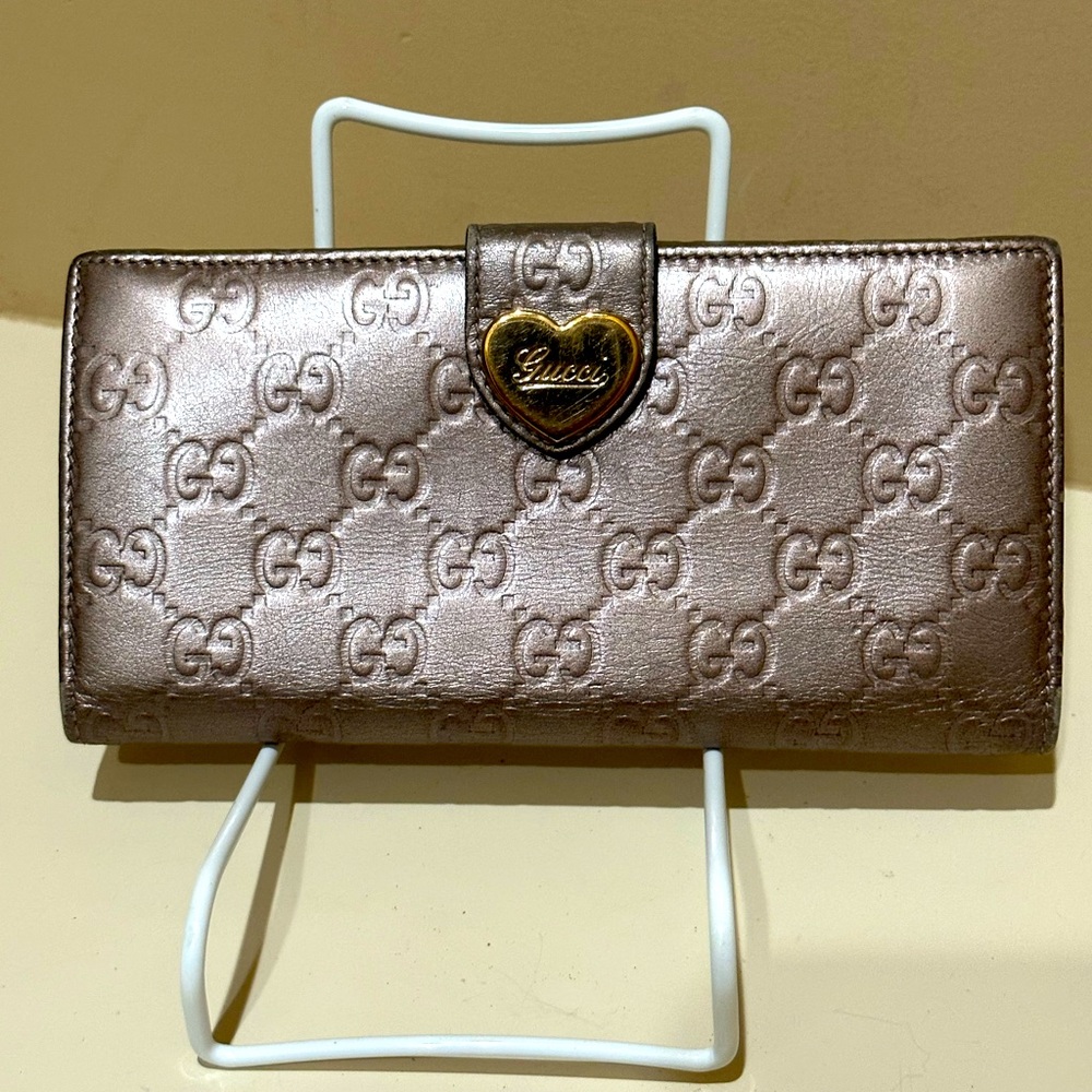 Gucci Pink Hearts Leather Metallic Guccissma Long Wallet